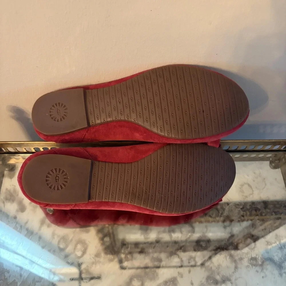 UGG Shoes Womens Size 6.5 Red Suede Ballet Flats Bow‎ Shearling Lined Loafers